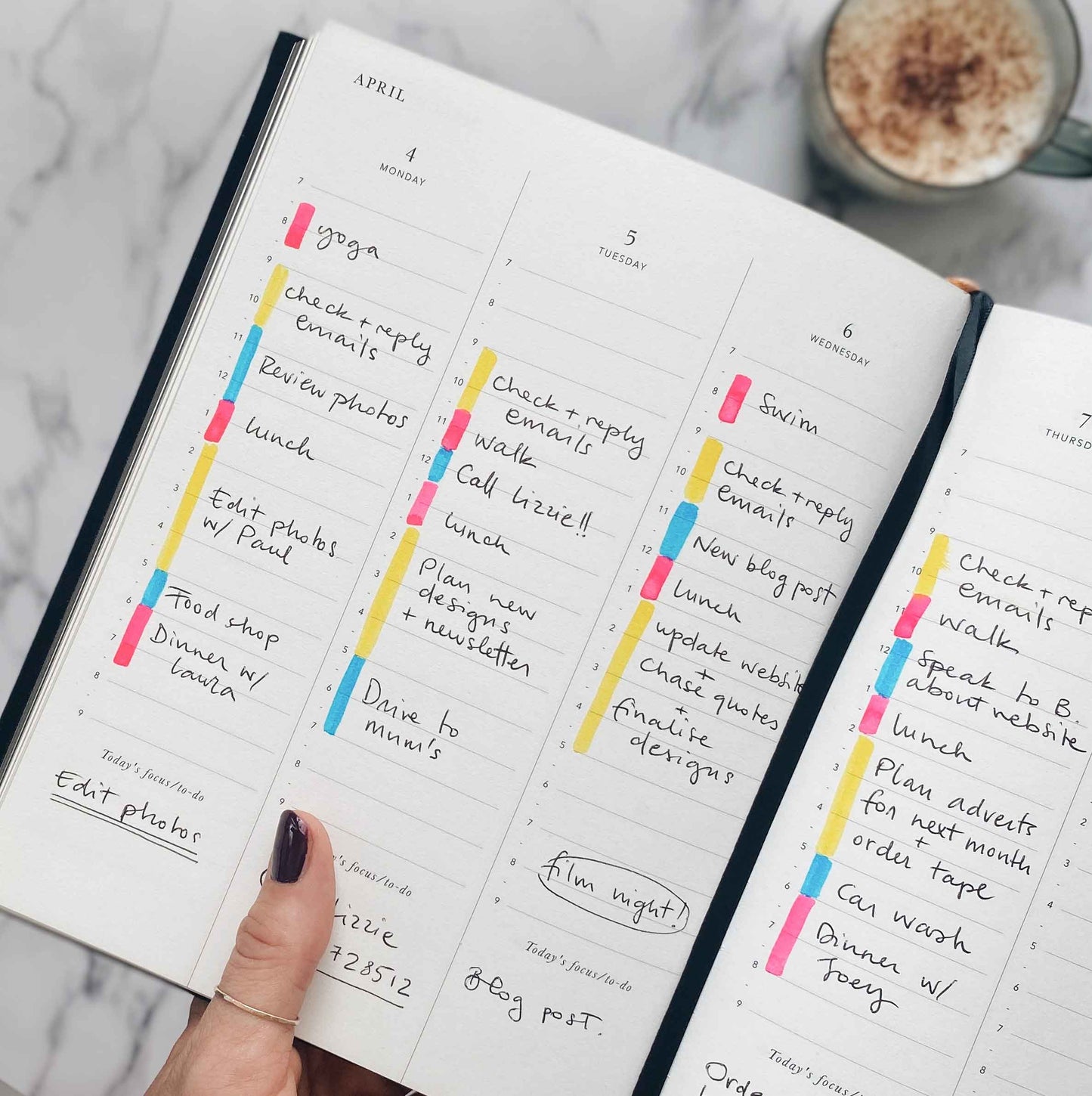 Undated Black & Gold Weekly Planner
